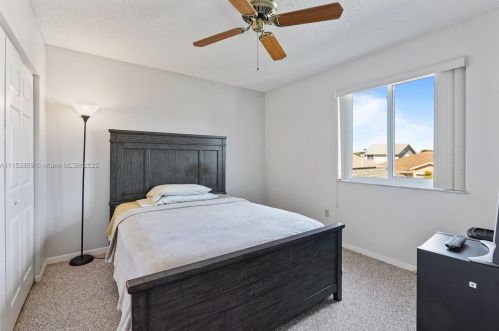 9920 12 St, Hollywood FL 33026-4359 exterior