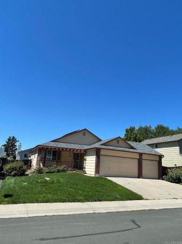 2239 Truckee St, Denver, CO 80013-4245