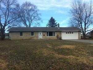 3230 Hillcrest Dr, Columbus, IN 47203-2608