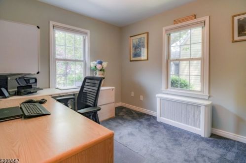 30 Munsee Dr, Cranford NJ  07016-3460 exterior