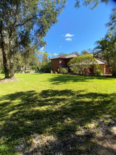 15304 83rd Way, West Palm Beach, FL 33418-7329