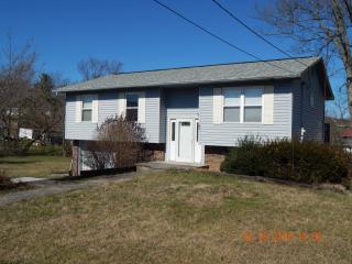 851 Lafollette Dr, Maryville TN  37801-7673 exterior