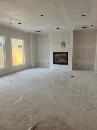 4320 Betty St, Bellaire, TX 77401-5218