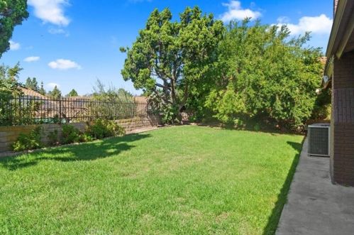 617 Pinecrest Ln, Walnut CA  91789-4163 exterior