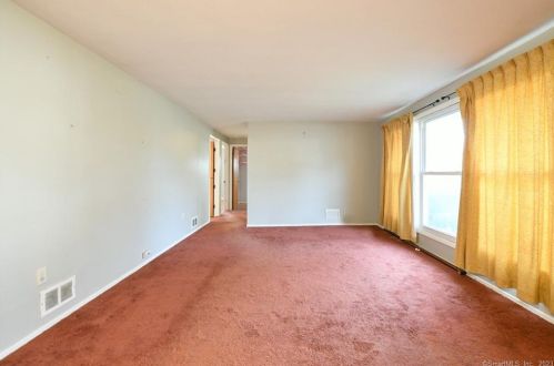 201 Contour Dr, Cheshire, CT 06410-2104
