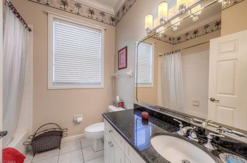 7517 Citrus Hill Ln, Naples FL  34109-0601 exterior
