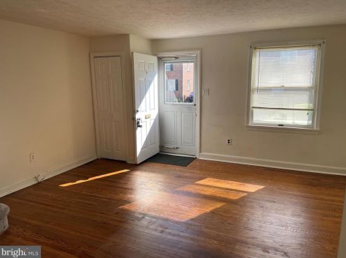 1612 Washington Ave, Prospect Park, PA 19076-1033