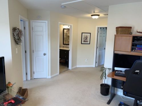 114 Surrey Ct, Nutley NJ  07110-3917 exterior