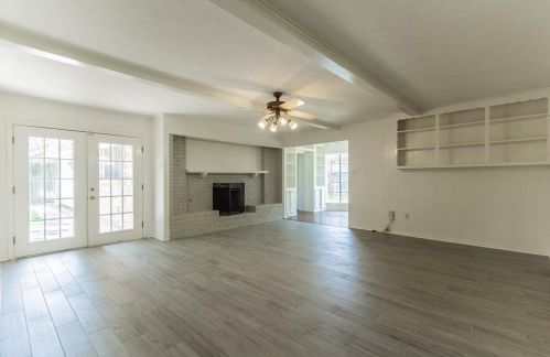 1309 Melrose Dr, Richardson TX  75080-3739 exterior