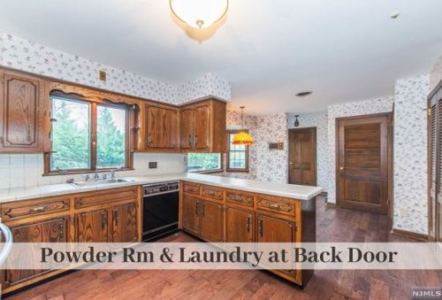 170 Lowell Rd, Ridgewood NJ  07452-1234 exterior