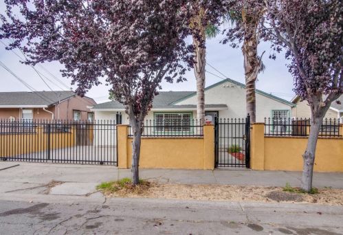481 Clara St, Oakland, CA 94603-1103