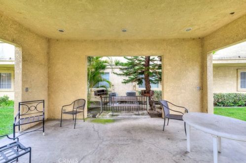 14041 Anderson St, Paramount CA  90723-2769 exterior