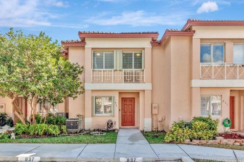 837 208th Dr, Hollywood, FL 33029-2150