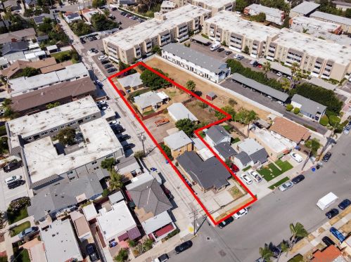 2930 Suncrest Dr, San Diego, CA 92116-1527