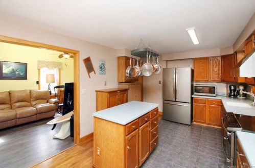 45 Four Mile River Rd, Lyme, CT 06371-1506
