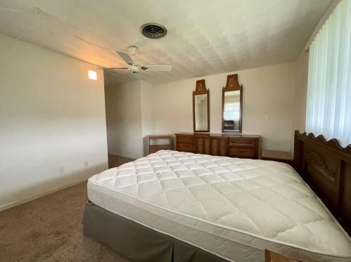 602 Beach Ave, Fort Pierce FL  34952-1327 exterior