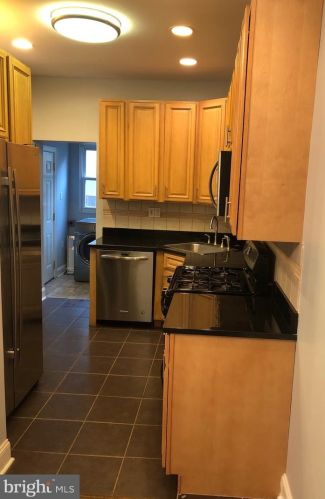 928 29th St, Philadelphia PA  19130-1134 exterior