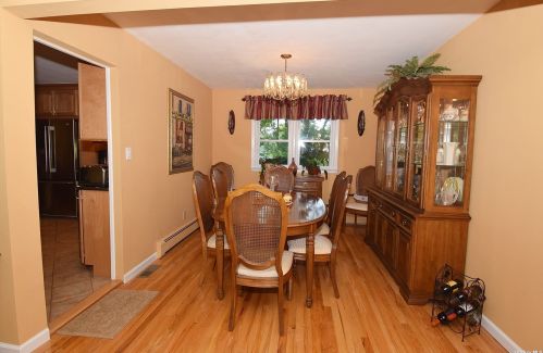 418 Walker St, Babylon NY  11704-3017 exterior