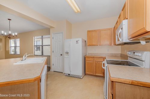 550 Loxley Ct, Titusville FL  32780-3219 exterior