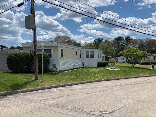 1 Lane, Coventry RI 02816-6239 exterior