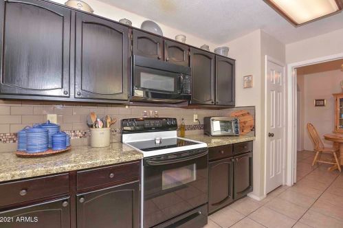 4208 Cielo Grande, Glendale AZ  85310-4093 exterior