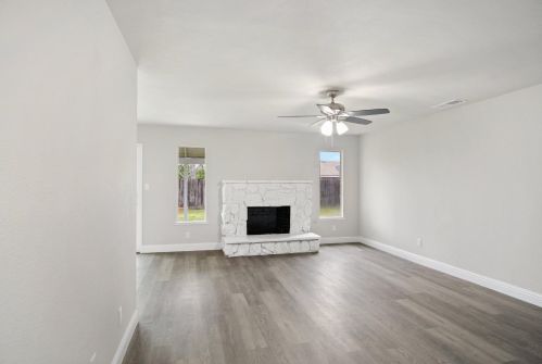 355 Linwood Ave, Turlock CA  95380-6315 exterior