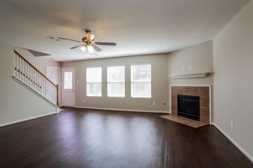 16728 Foursquare Dr, Conroe TX  77385-2502 exterior