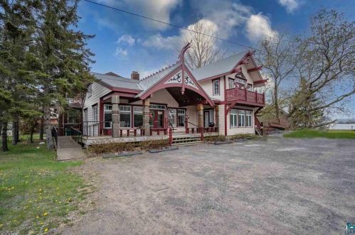 723 Lake Ave, Duluth, MN 55802-2472