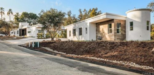 1500 Gamble Ln, Escondido CA  92029-4321 exterior