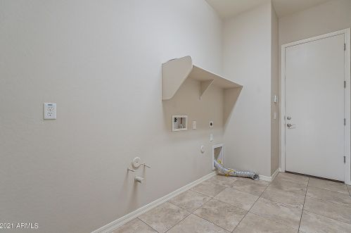 1400 Margate St, Chandler AZ  85286-6156 exterior