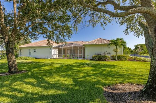 3432 Sandpiper Way, Naples, FL 34109-8970