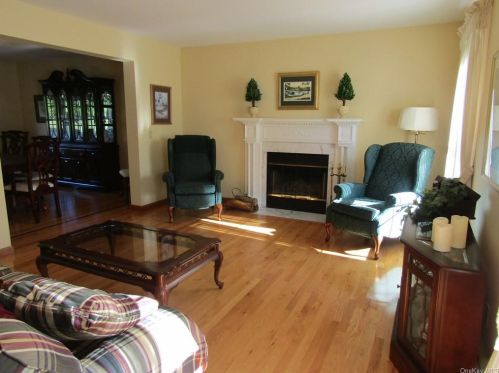 13 Liberty Ct, Montgomery NY  12549-2041 exterior