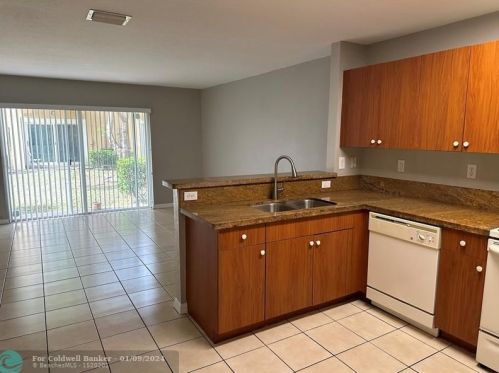 3186 128th Ter, Hollywood FL  33027-5346 exterior