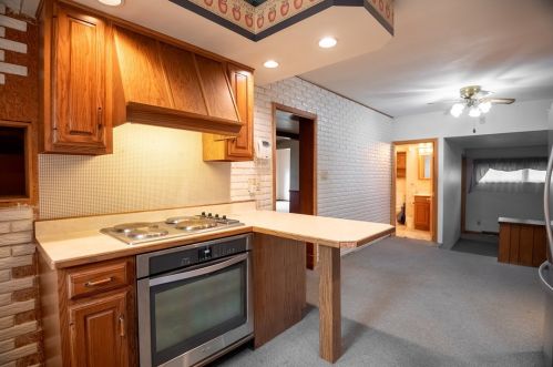 437 Line St, Hermitage PA  16150-1208 exterior