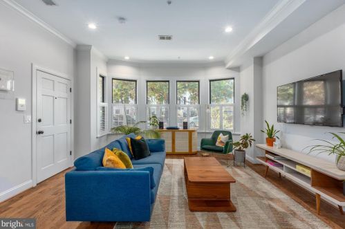 125 15th St, Washington, DC 20002-6549