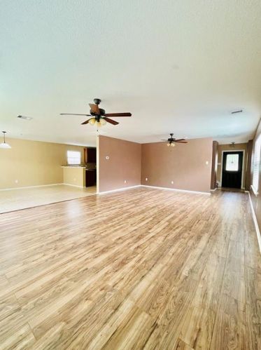 1610 Peach Dale Ct, Conroe TX  77301-3446 exterior