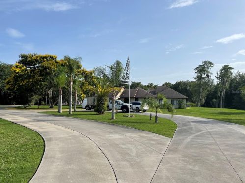 3500 Boggy Crk Rd, Kissimmee FL 34744-9413 exterior