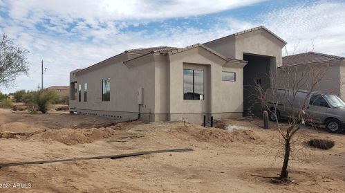 6033 Dixileta Dr, Cave Creek, AZ 85331-6052