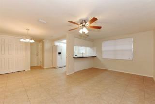 5809 Elena Dr, Tarpon Springs FL  34690-2351 exterior