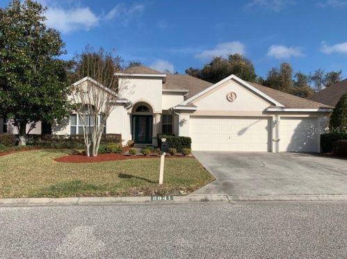8941 Tennis Ct, New Port Richey, FL 34655-1206