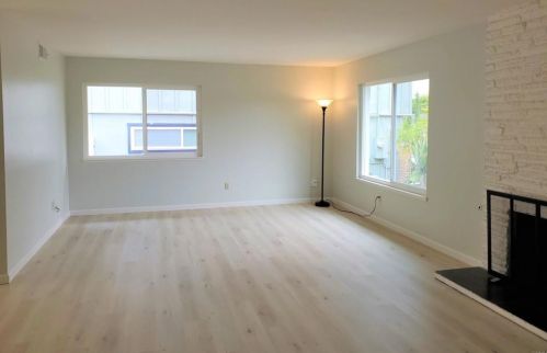 6110 Stadium St, San Diego, CA 92122-2911