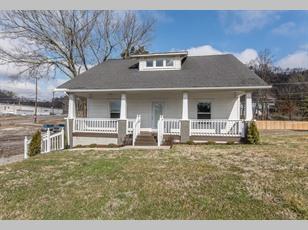111 Cedar Ave, Knoxville, TN 37917-4908