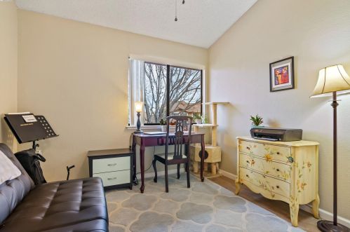 3041 Peppermill Cir, West Pittsburg CA  94565-7032 exterior