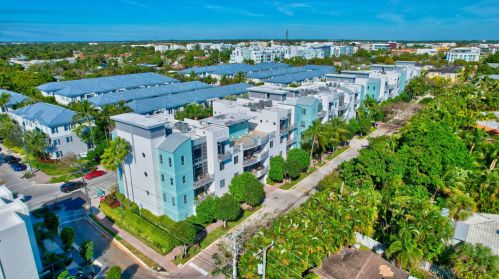 365 6th Ave, Delray Beach FL  33483-5297 exterior