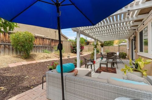 45008 Starina St, Lake Elsinore CA  92532-1515 exterior