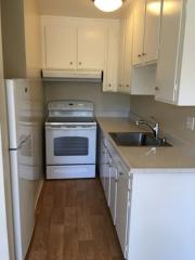 420 Bayshore Blvd, San Mateo CA  94401-1236 exterior