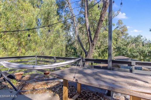 1268 Black Canyon Rd, Simi Valley CA 93063-4609 exterior