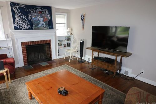 1138 Boulevard, Hartford CT  06119-1715 exterior