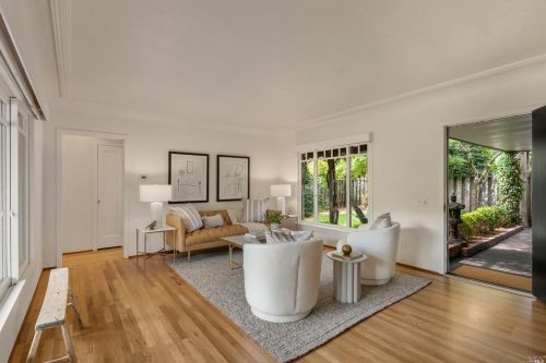 1095 Pine Tree Ln, Sebastopol CA  95472-2681 exterior