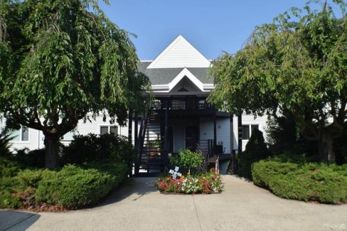 1435 Windward Rd, Milford, CT 06461-1767